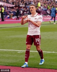 英超-特罗萨德绝杀 阿森纳读秒险被扳平1-0多赛领先5分